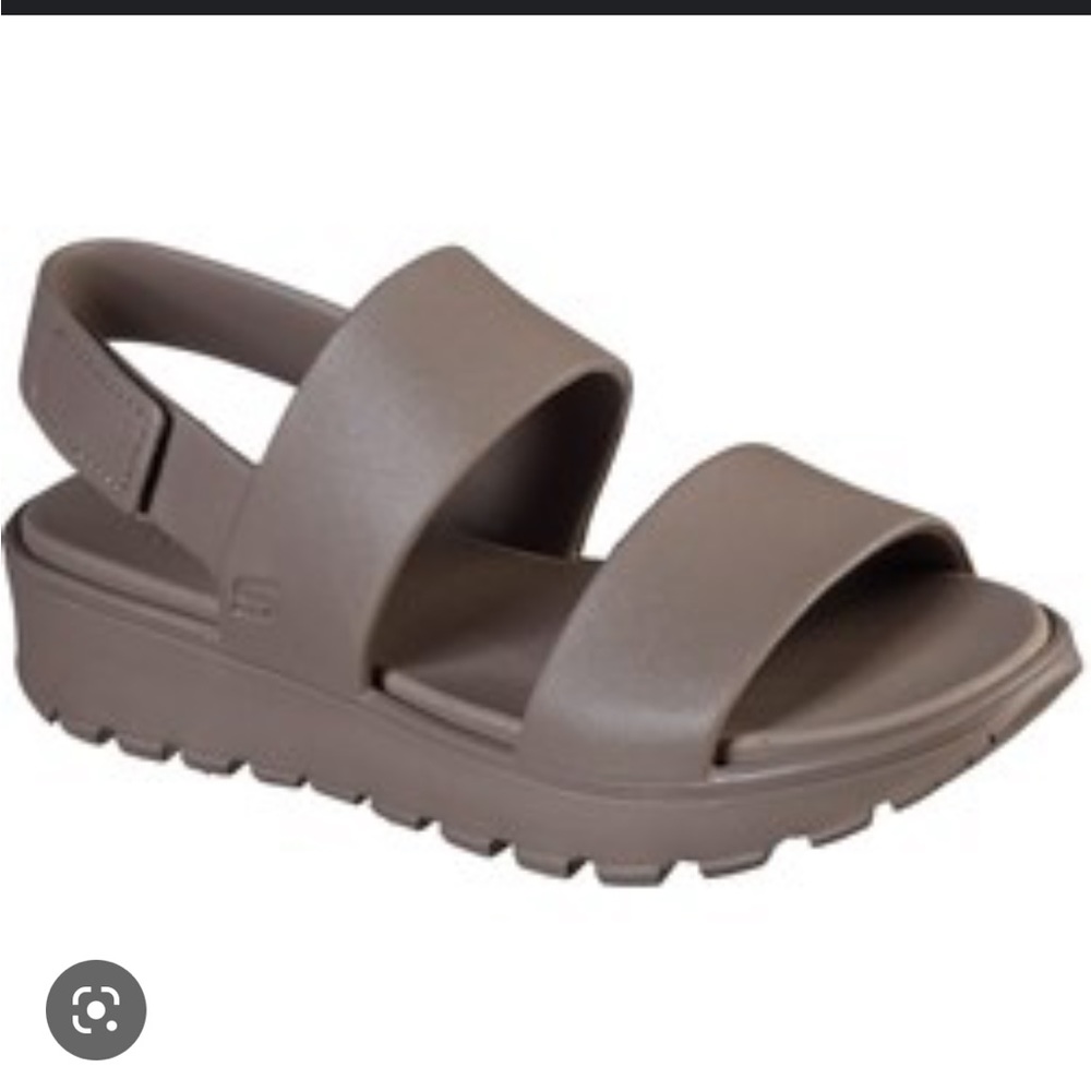 Skechers Sandals Taupe Breezy Feels size 8